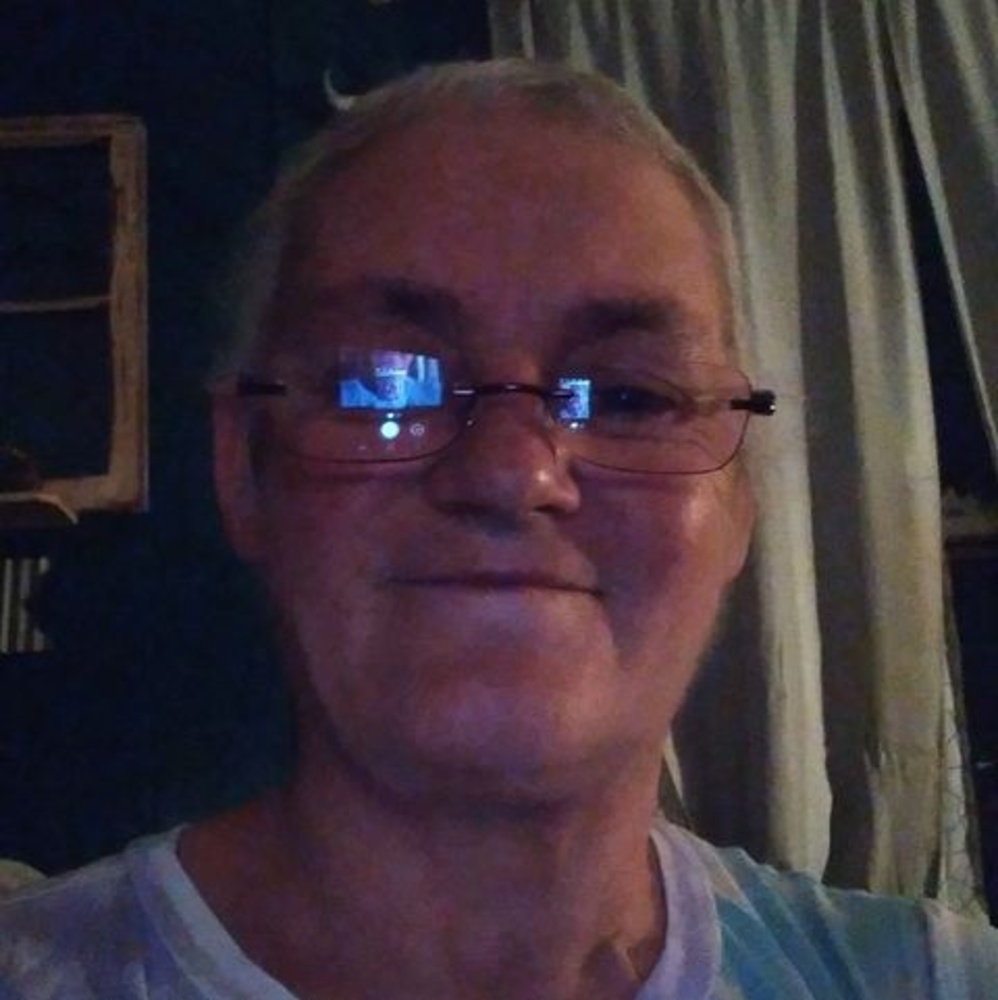 Meet your Posher, Beverly